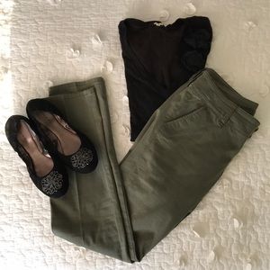Olive Green American Eagle khaki pants
